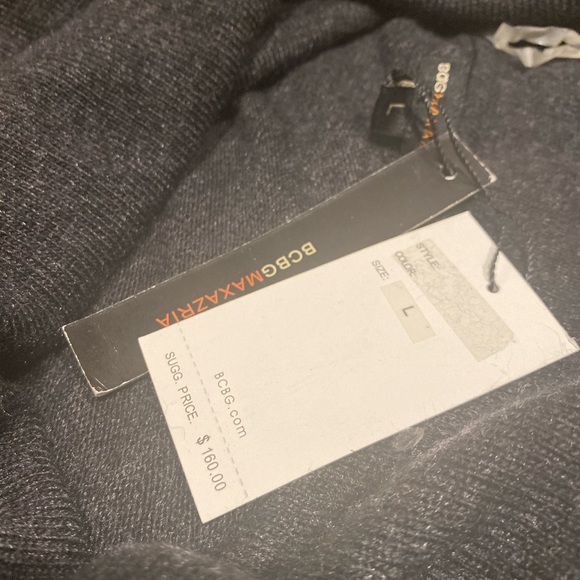 BCBG sweater - Picture 3 of 4
